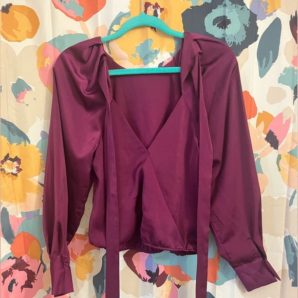 Satin blouse - Picture 3 of 3